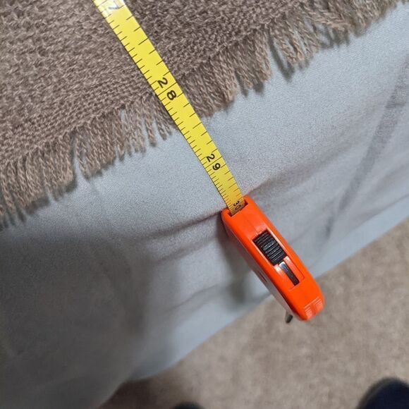 NWOT Large Oblong Light Brown/Pink/White Plaid Scarf by MixIt - Picture 11 of 11